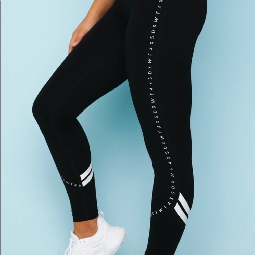 SARAHS DAY X WFA DOMINATE LEGGINGS